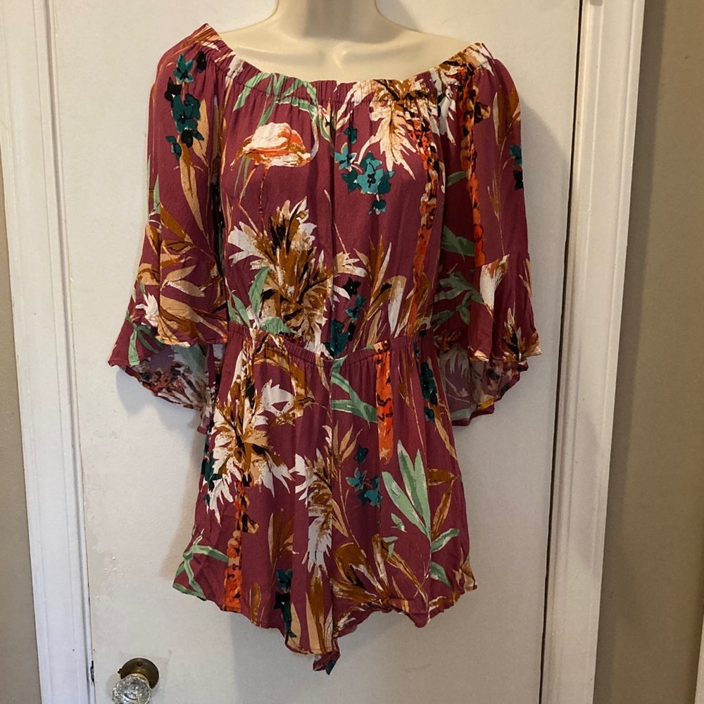 Express small Multicolor Floral romper shortall 25-305.03